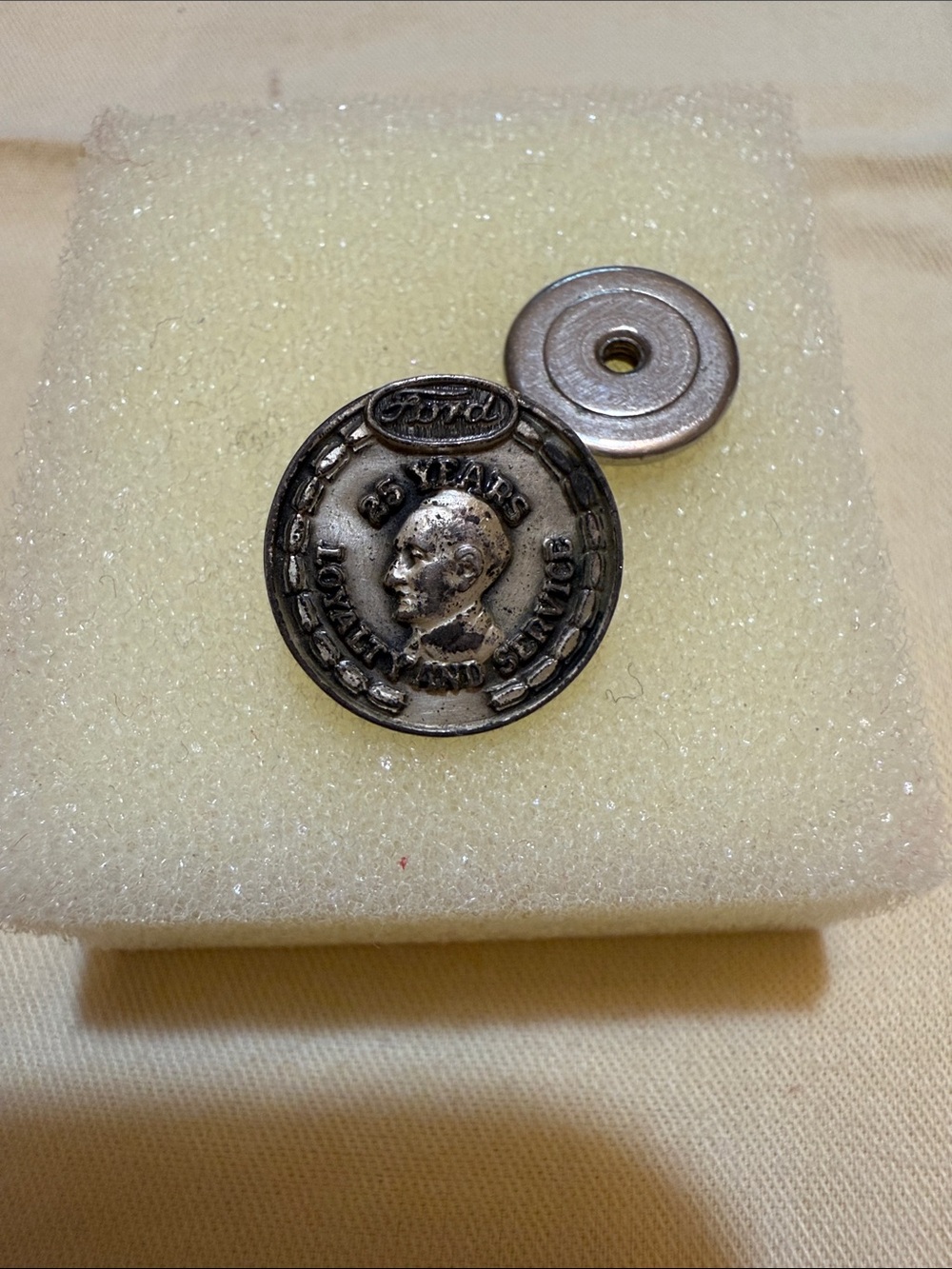 Ford Sterling Silver 25 Years loyalty, and service Lapelle pins